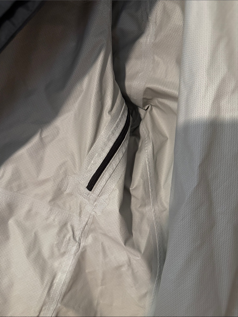 Patagonia Black Hooded Rain Shell Jacket - Picture 4 of 5